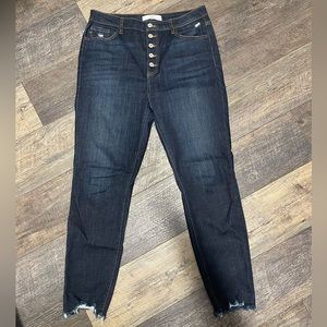 Adorable Darkwash KanCans w/button fly and ankle distressing sz 15/31